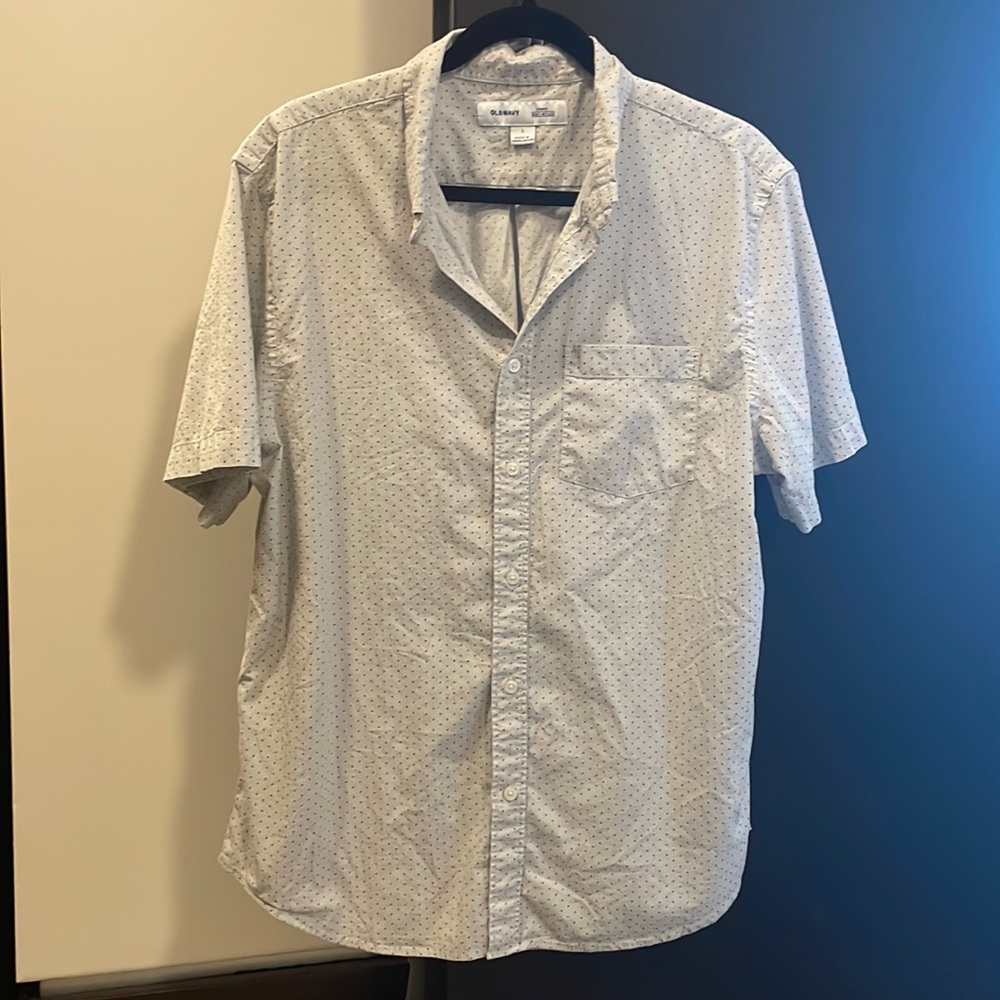 Old Navy Button Down Collared Shirt